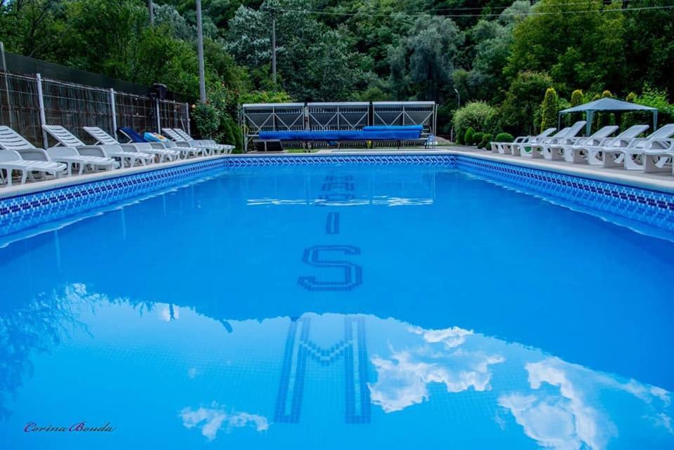 Pension Charisma Băile Herculane Zewnętrze zdjęcie